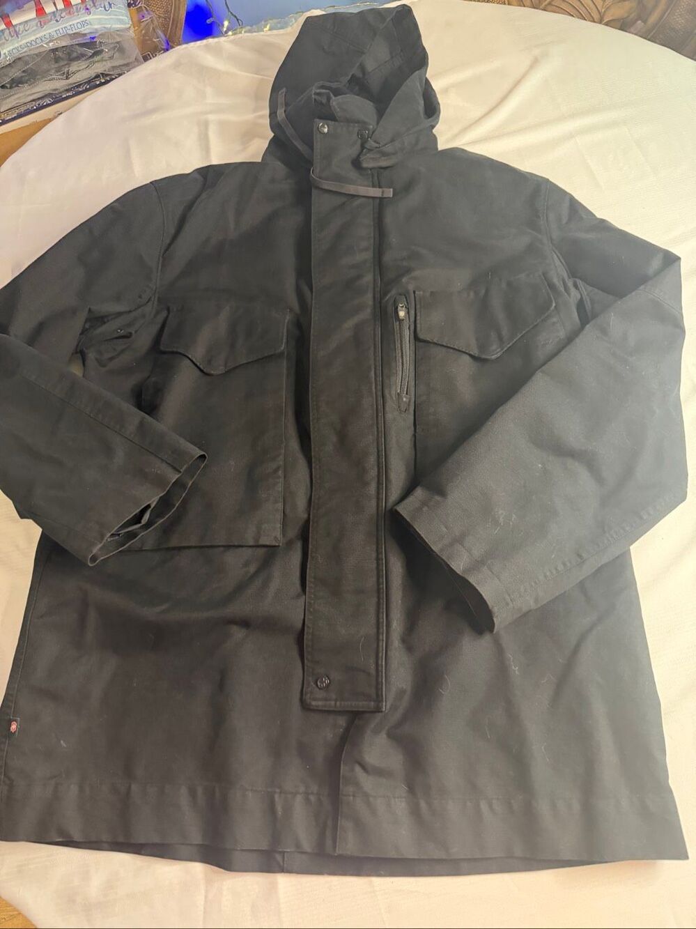 Victorinox Men’s Black Water Resistant Hooded Parka Jacket Size XL
